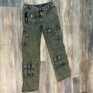 Women’s Cargo pants